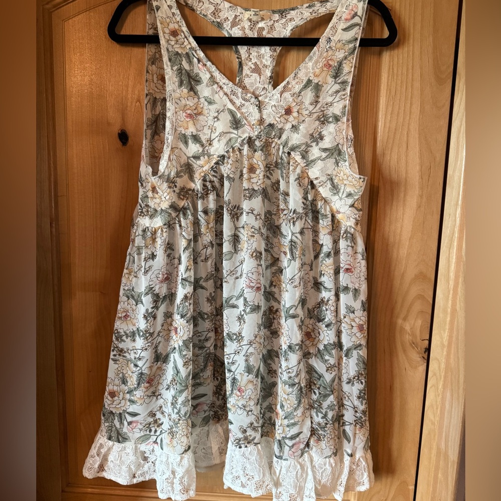 POL Floral Lace Trim Tunic - Cream and Green